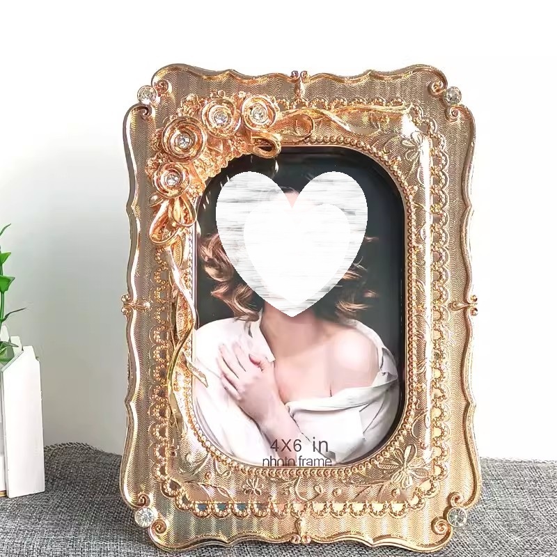 Luxury Lifestyle Picture - European Style Fashion Gold Photo Frame,