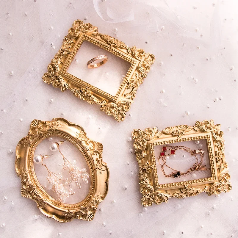 Resin Decoration Retro Embosse - Luxury Lifestyle Picture recension och pris