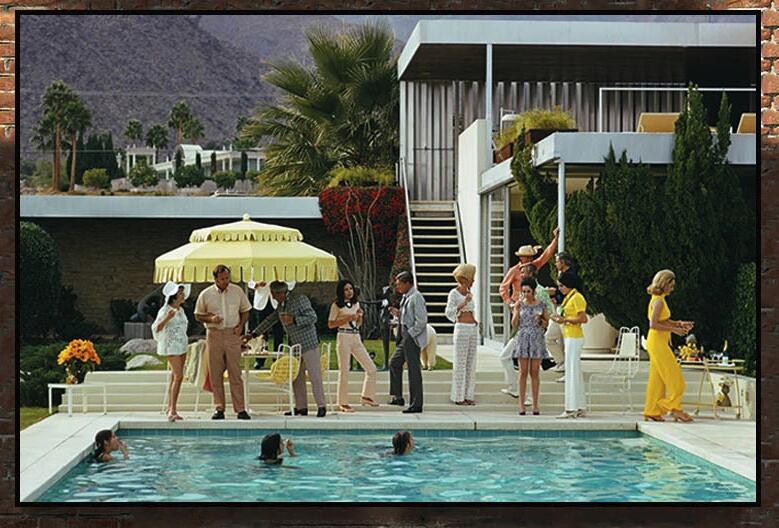 Retro Poolside Host Luxury Lif - Luxury Lifestyle Picture recension och pris