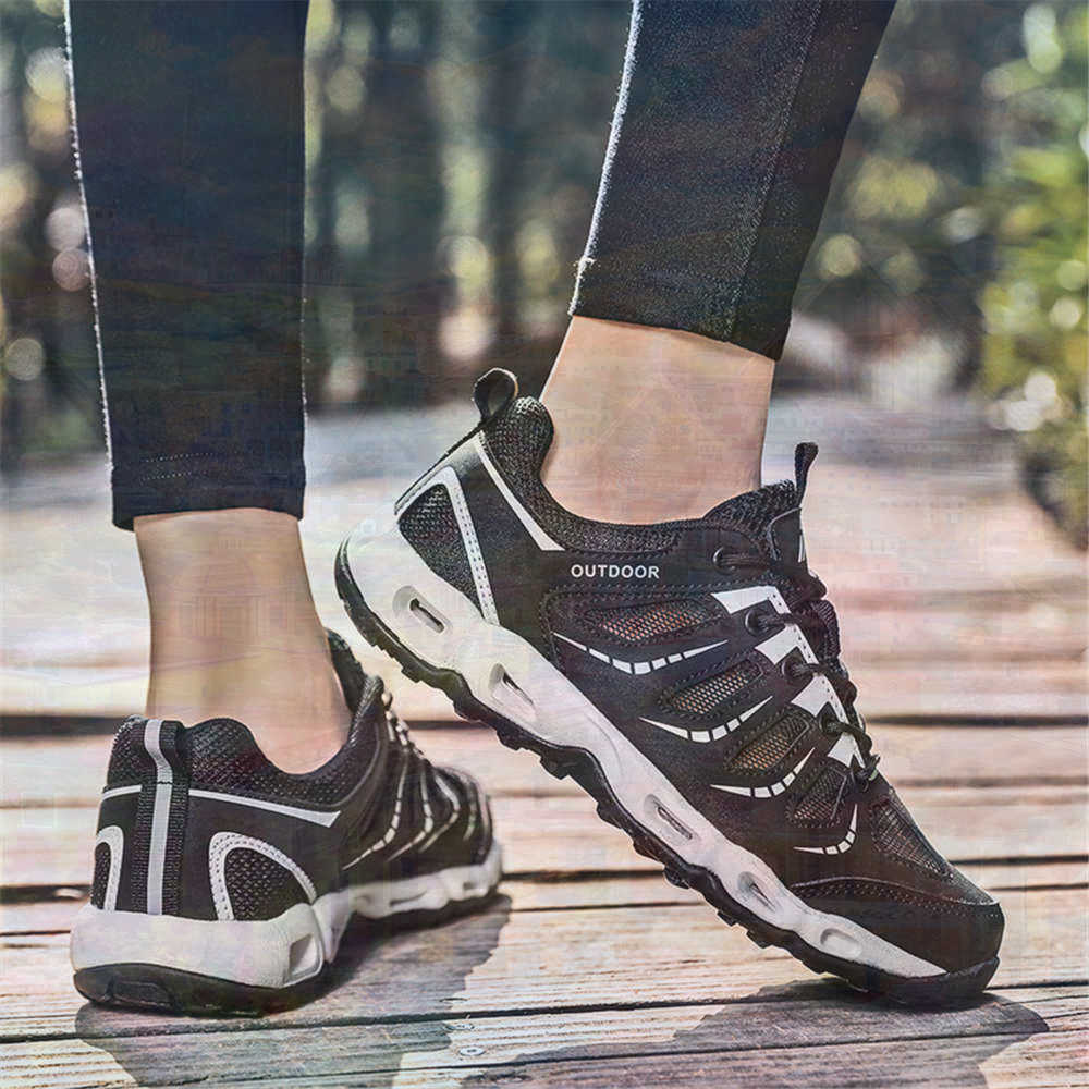 Sumer Round Tip Silver Sneaker - Luxury Lifestyle Goods recension och pris